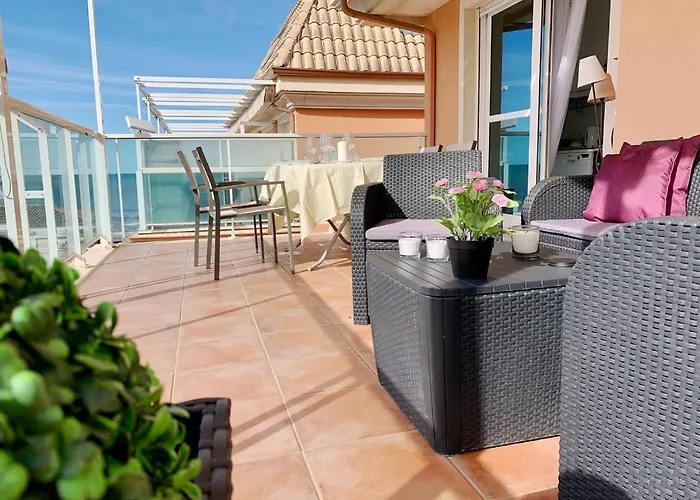 Mirador Al Mar 84 By Homeprive